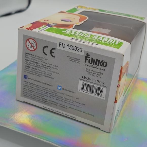 Funko POP! Disney Roger Rabbit Jessica Rabbit #104 Vinyl Figure - Picture 7 of 8